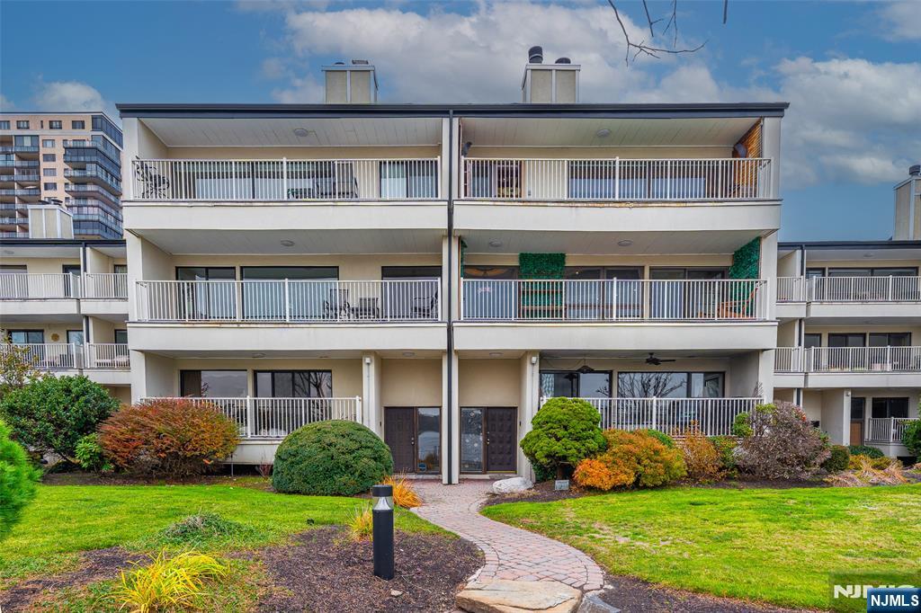 1225 River Road UNIT 7D, Edgewater, NJ, 07020