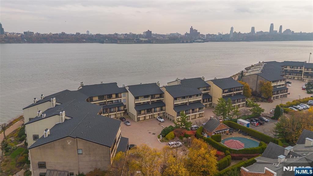 1225 River Road UNIT 7D, Edgewater, NJ, 07020