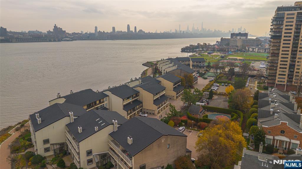 1225 River Road UNIT 7D, Edgewater, NJ, 07020