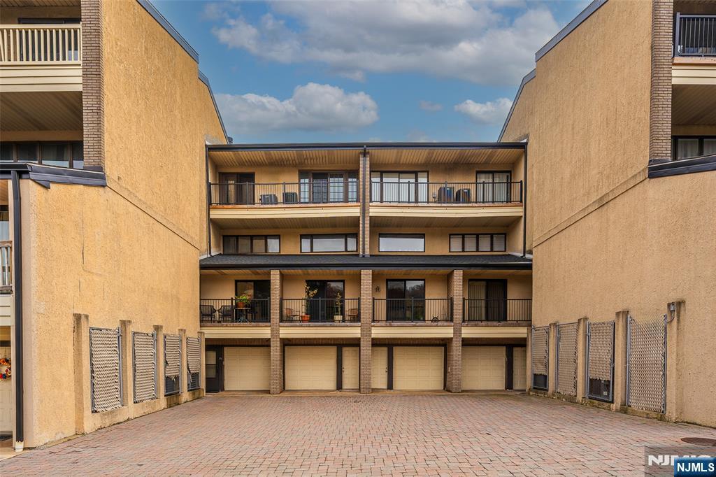 1225 River Road UNIT 7D, Edgewater, NJ, 07020