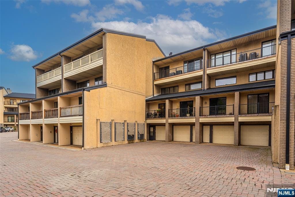 1225 River Road UNIT 7D, Edgewater, NJ, 07020