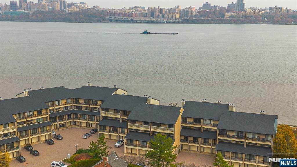 1225 River Road UNIT 7D, Edgewater, NJ, 07020