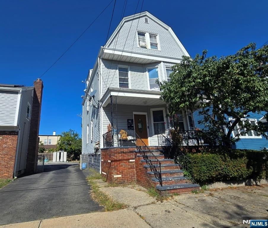 251 Highland Avenue