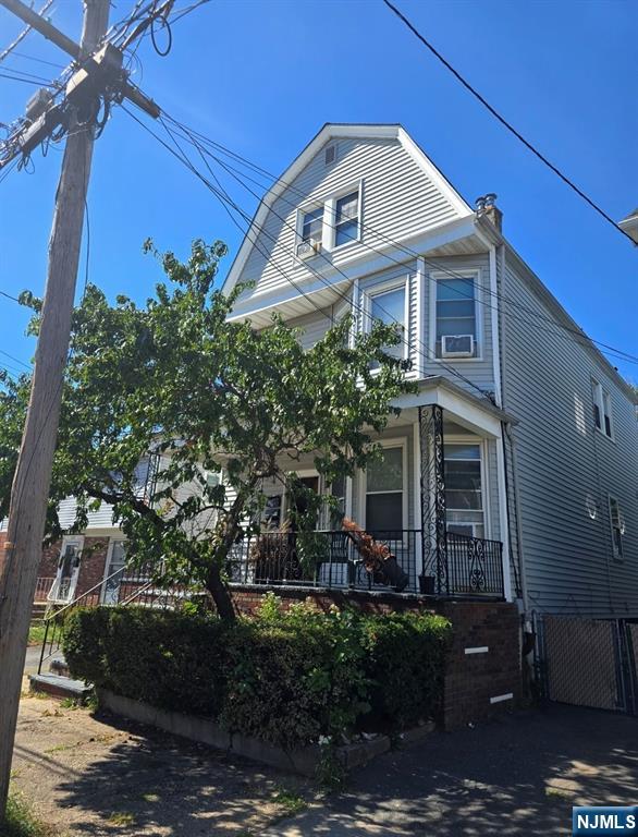 251 Highland Avenue - Photo 2