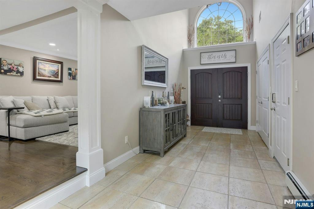 215 White Avenue - Photo 5