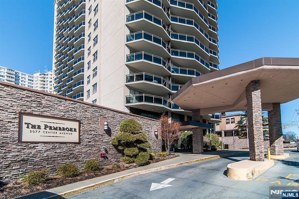 2077 Center Avenue 7G - Photo 1