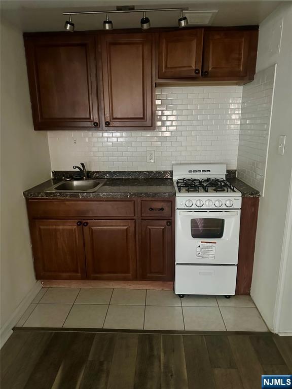 3001 Edwin Avenue 2E - Photo 3