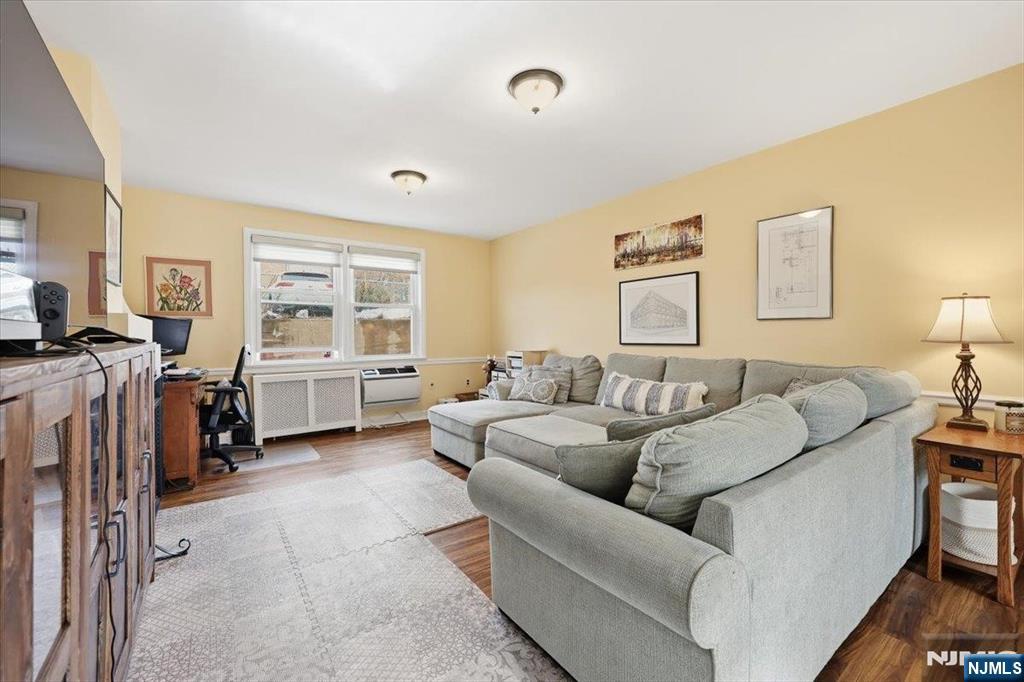 Homes for sale in Verona, NJ | 349 Bloomfield Ave #117, Verona, NJ 07044 | MLS# 25042365