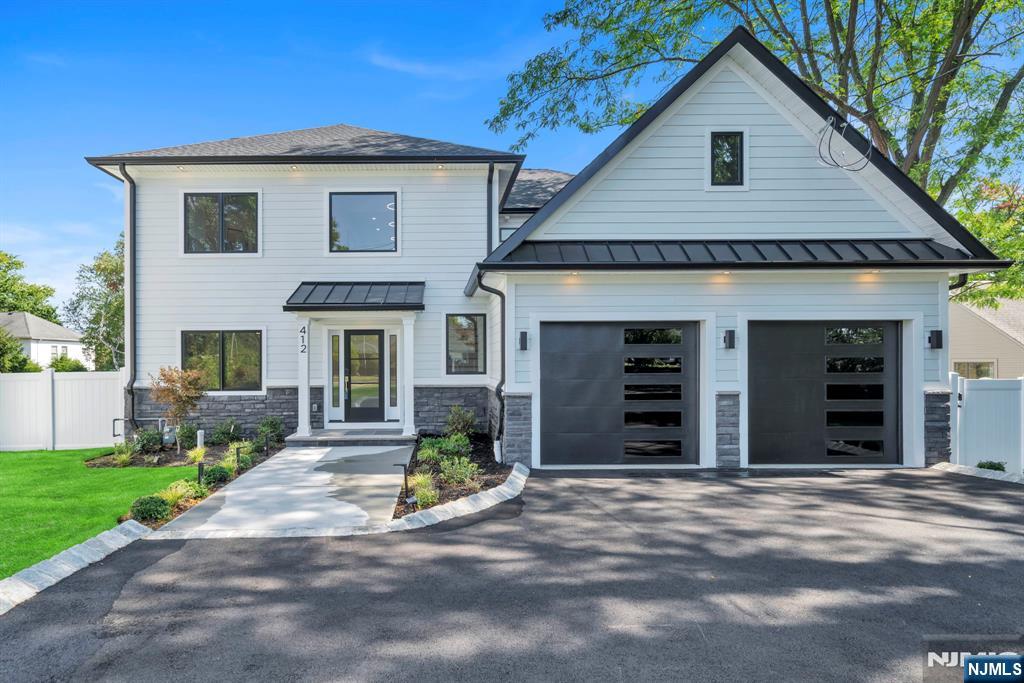 Homes for sale in Northvale, NJ | 412 Tappan Rd, Northvale, NJ 07647 | MLS# 25042412