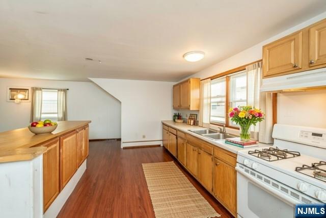 84 Locust Avenue