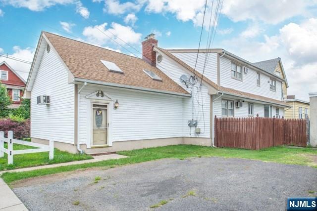 84 Locust Avenue - Photo 3