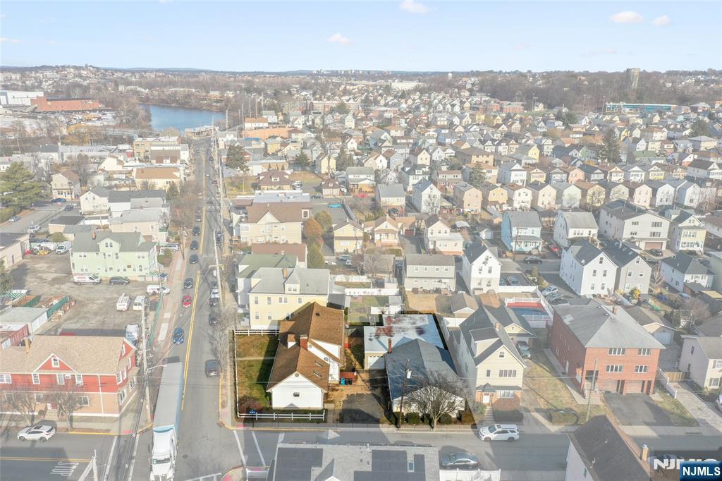 84 Locust Avenue