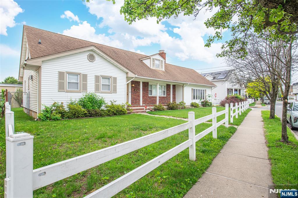 84 Locust Avenue