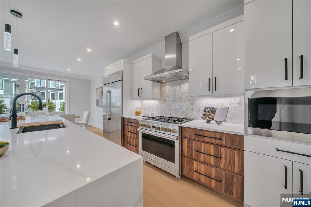 18 William Street, Closter, NJ, 07624