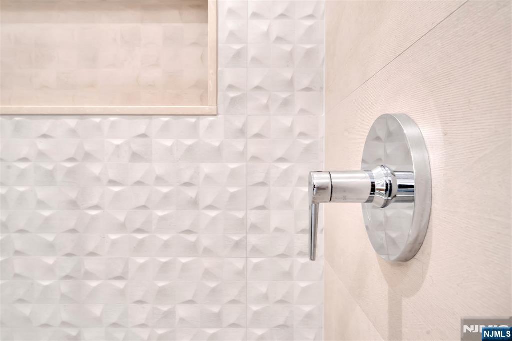 18 William Street, Closter, NJ, 07624