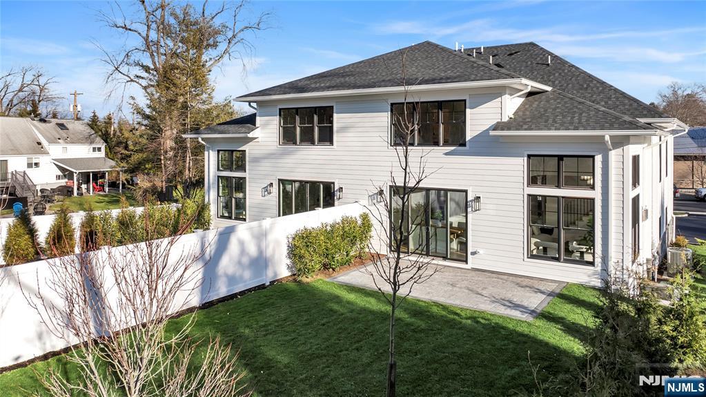 18 William Street, Closter, NJ, 07624