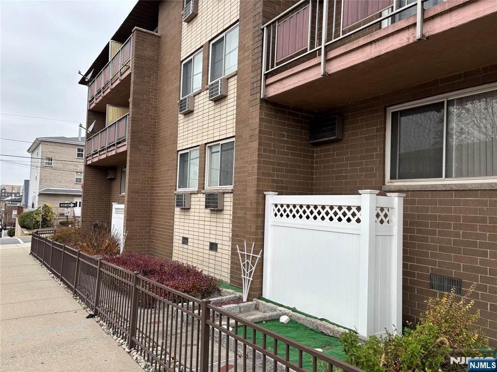 121 Regency Park, Ramsey, NJ, 07446