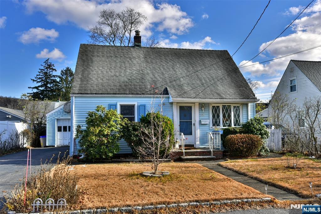 72 Burnside Place - Photo 1