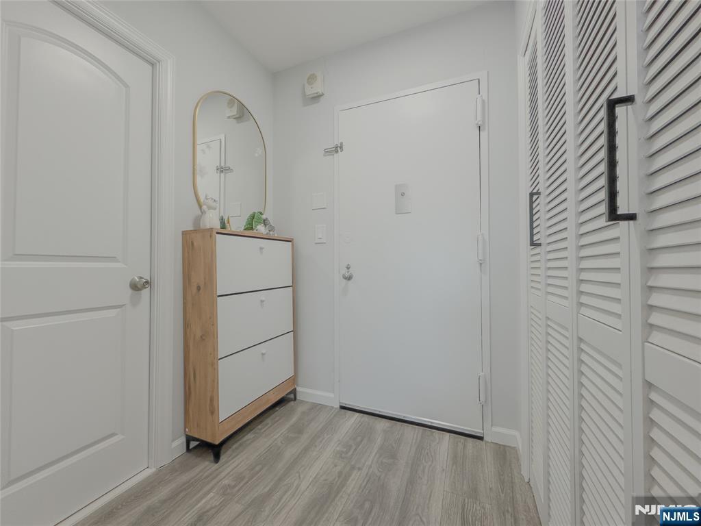 7002 Boulevard East 6B - Photo 2