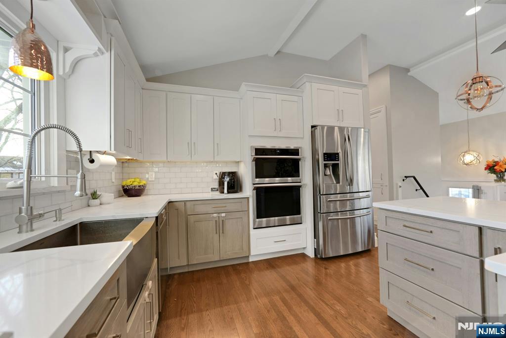 Homes for sale in Fair Lawn, NJ | 30-06 Morlot Ave, Fair Lawn, NJ 07410 | MLS# 25042853