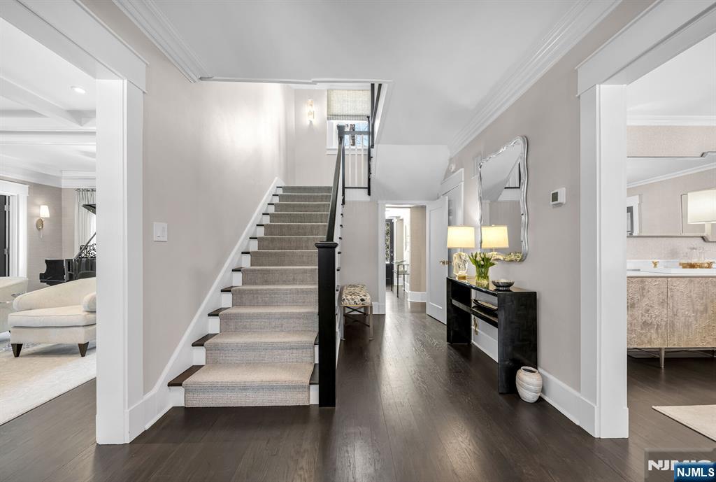 474 Heights Road, Ridgewood, NJ, 07450