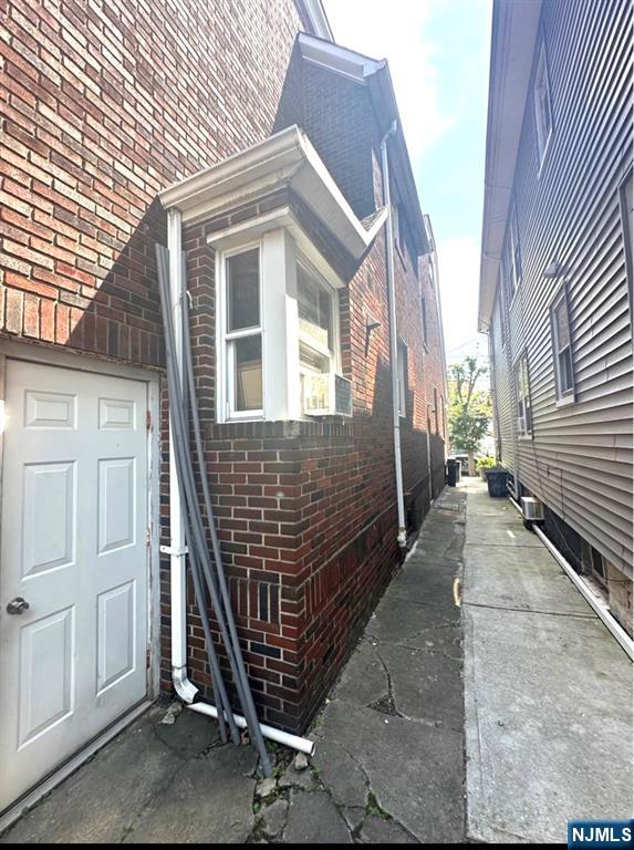 800 85th Street - Photo 4