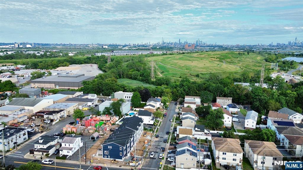 184 Canterbury Ave, North Arlington, NJ 07031