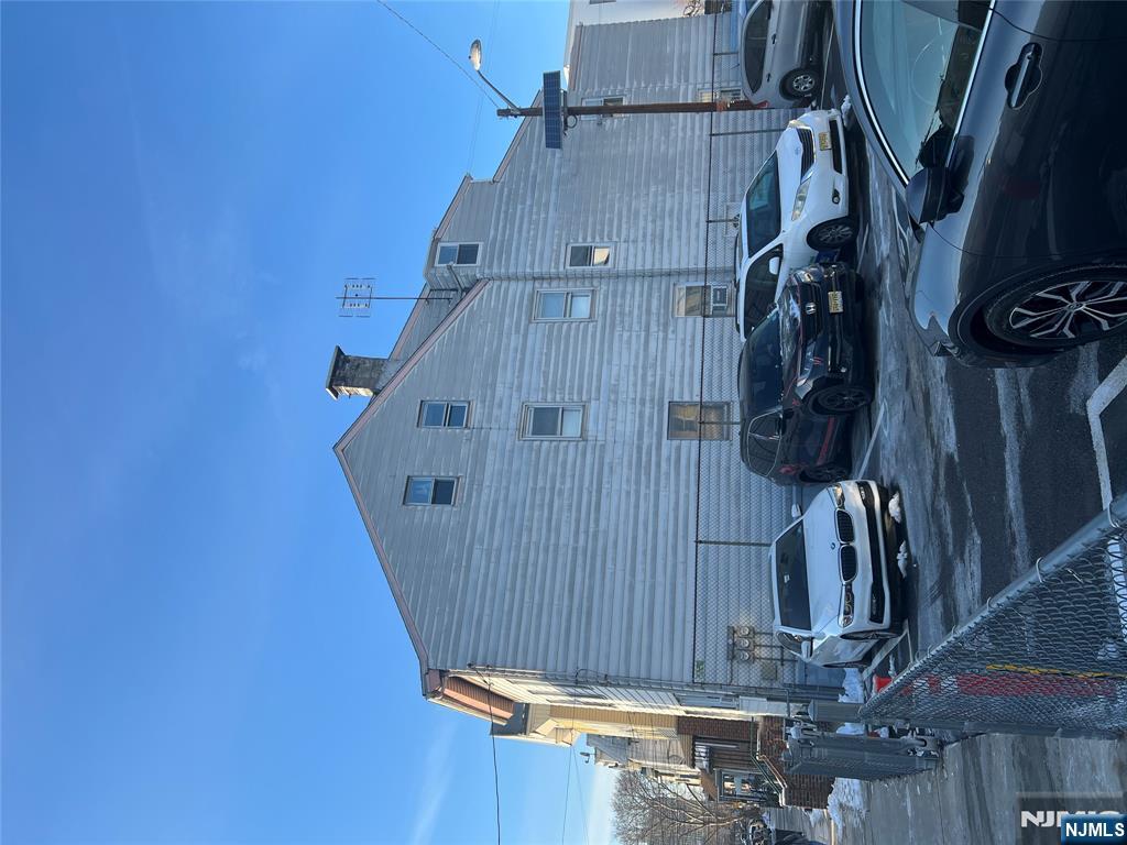 195 Walnut Street - Photo 2