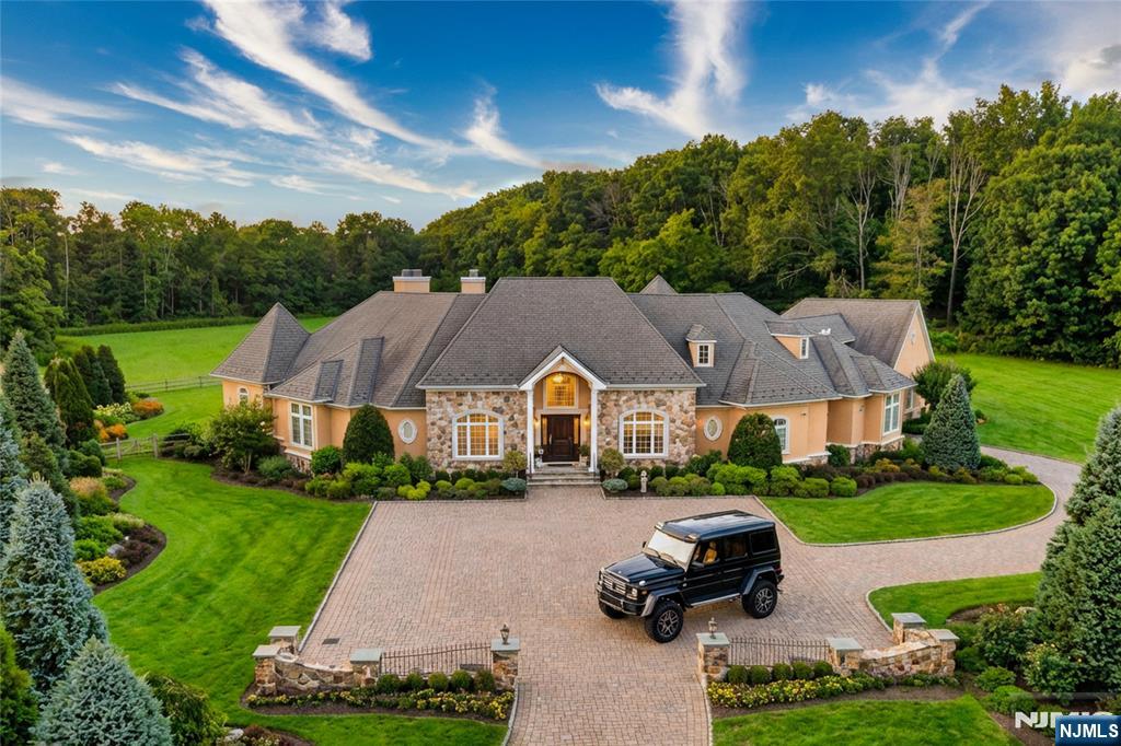 45 Marjorie Terrace, Englewood Cliffs, NJ, 07632