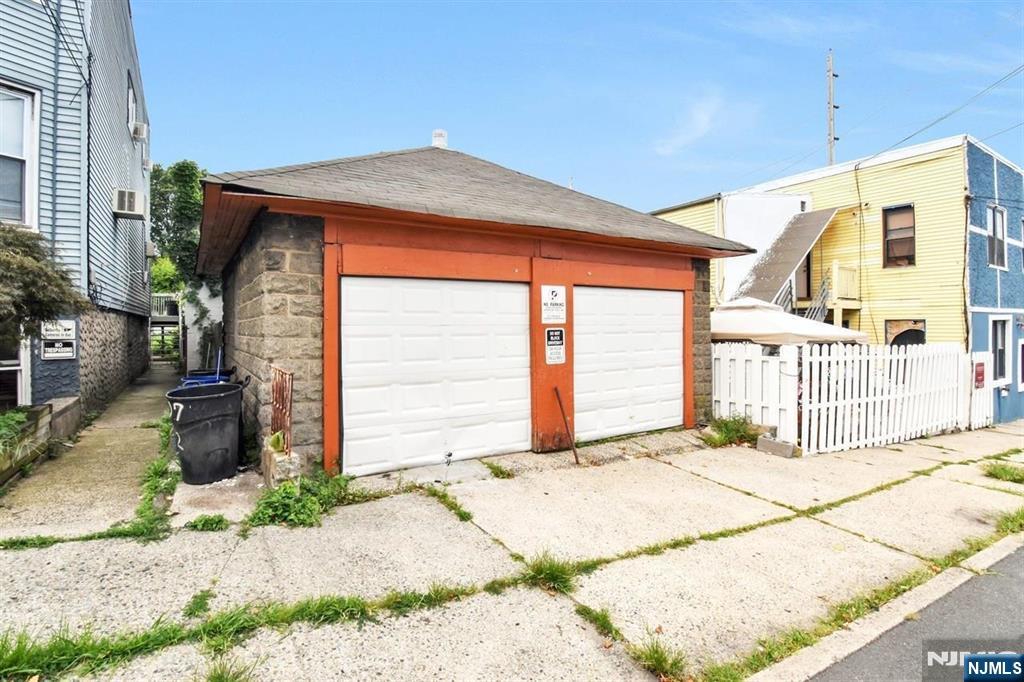 7208 Tonnelle Avenue — photo 4