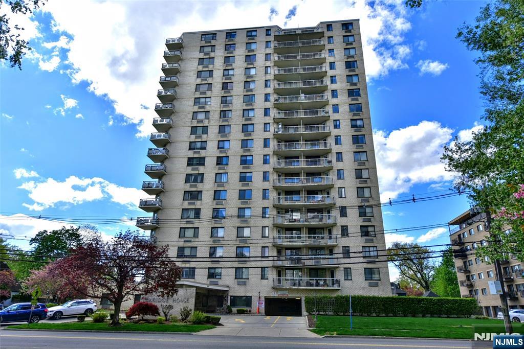 307 Prospect Avenue 4B - Photo 4