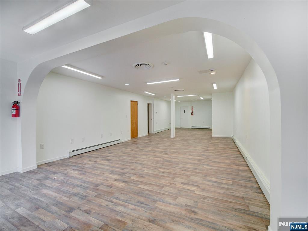 1011 Summit Avenue — photo 15