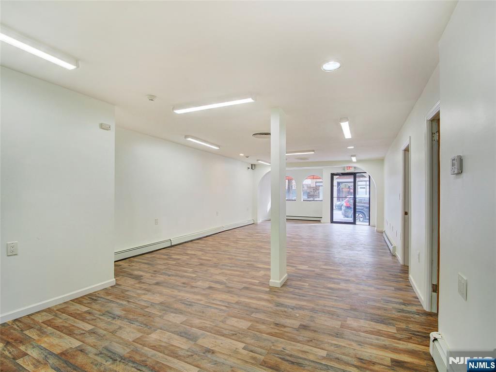1011 Summit Avenue — photo 18