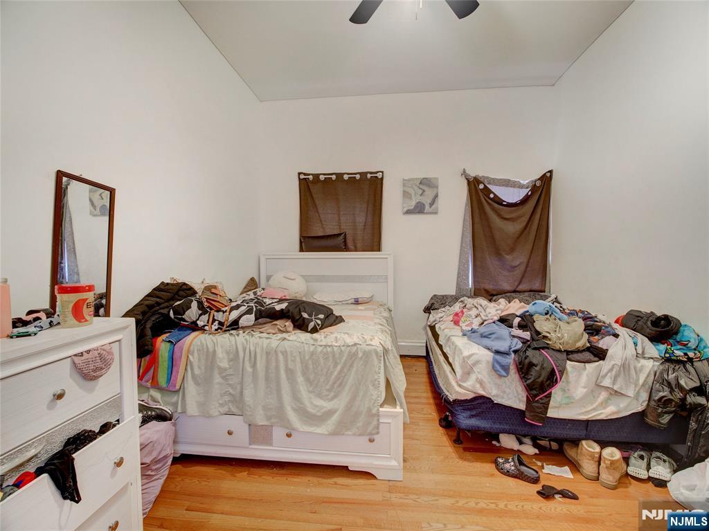 1011 Summit Avenue — photo 10
