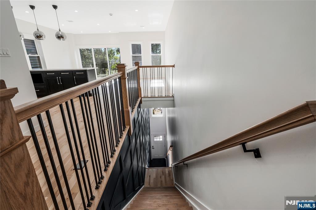 9 Voorhees — photo 12