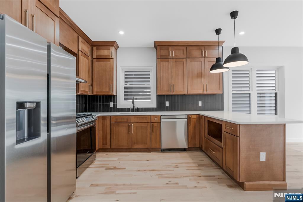 9 Voorhees — photo 17