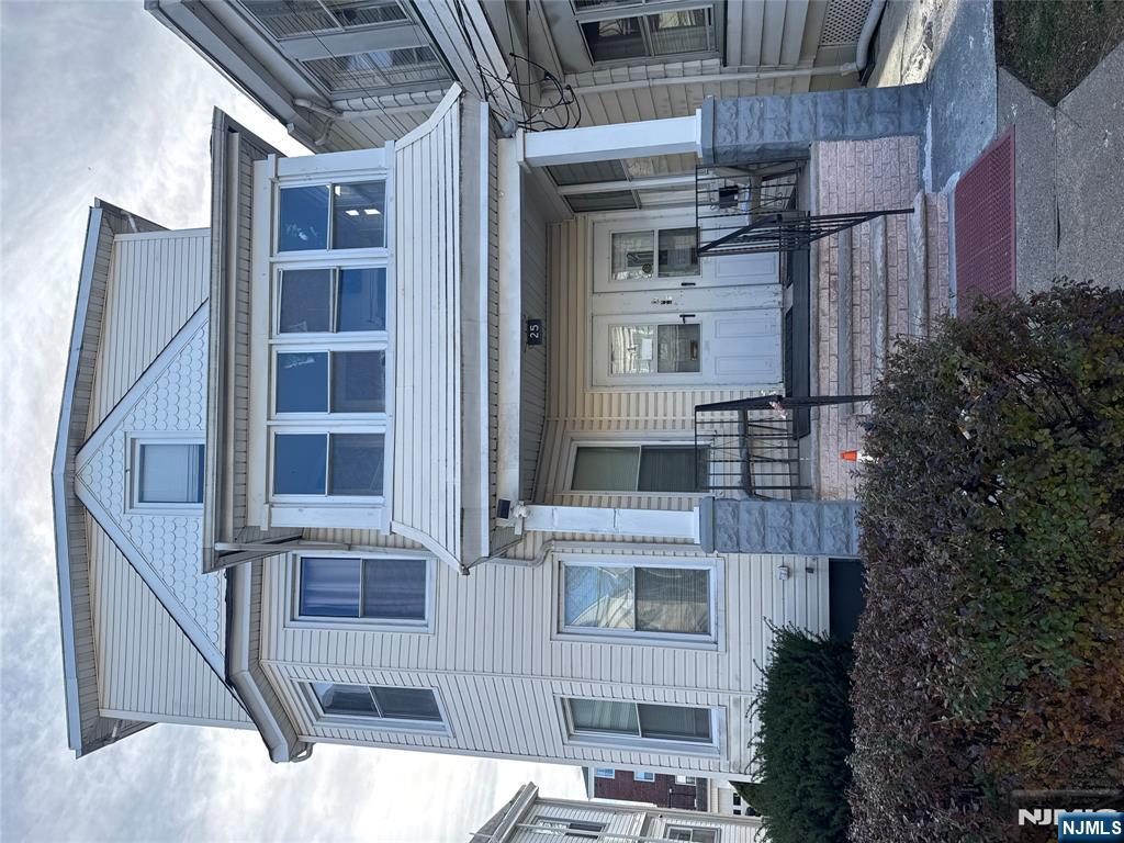 25 Burgess Place - Photo 1