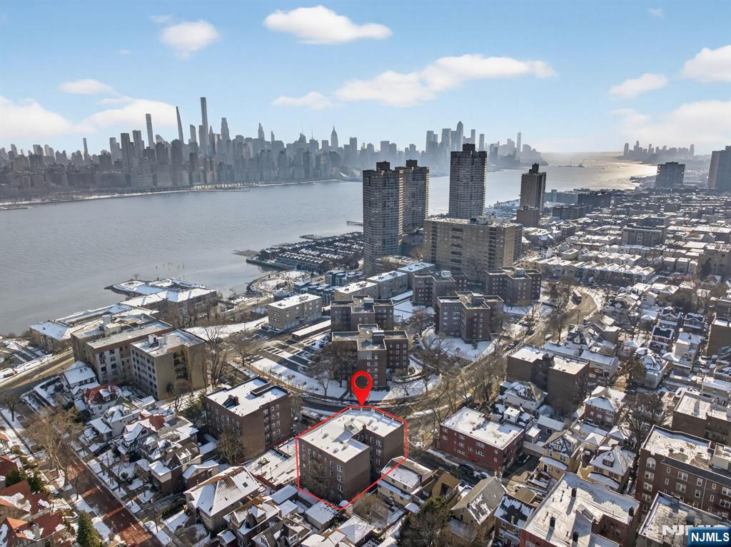 4 Horizon Road, Fort Lee, NJ, 07024