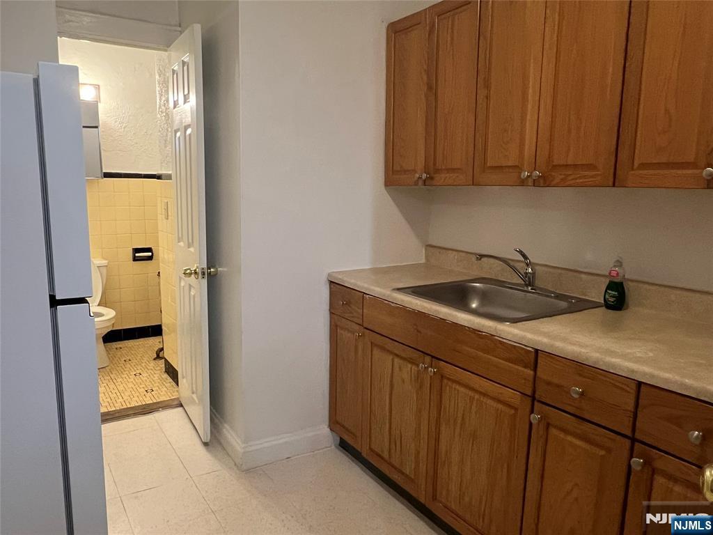 159 Westminster Place 2 - Photo 3