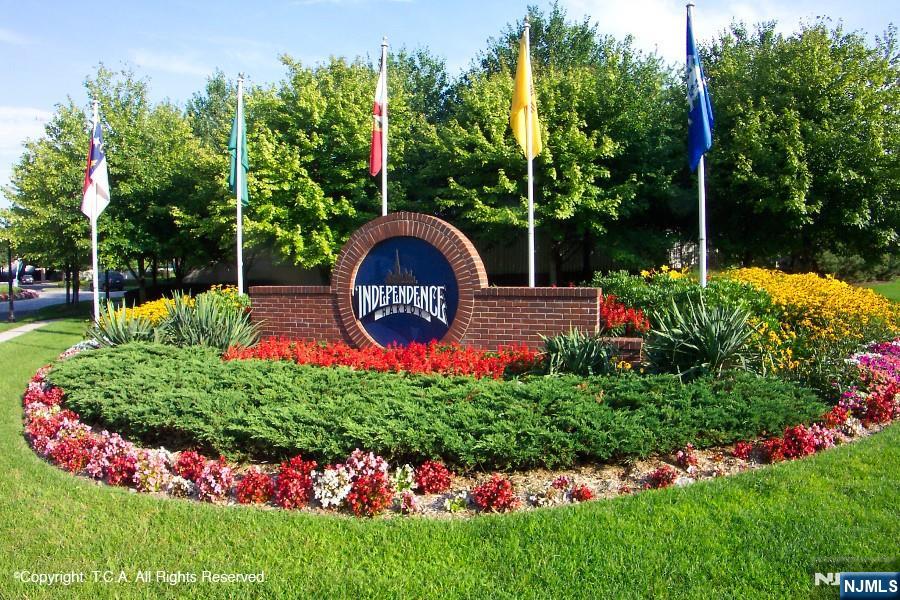 316 Ellery Court 316 - Photo 5