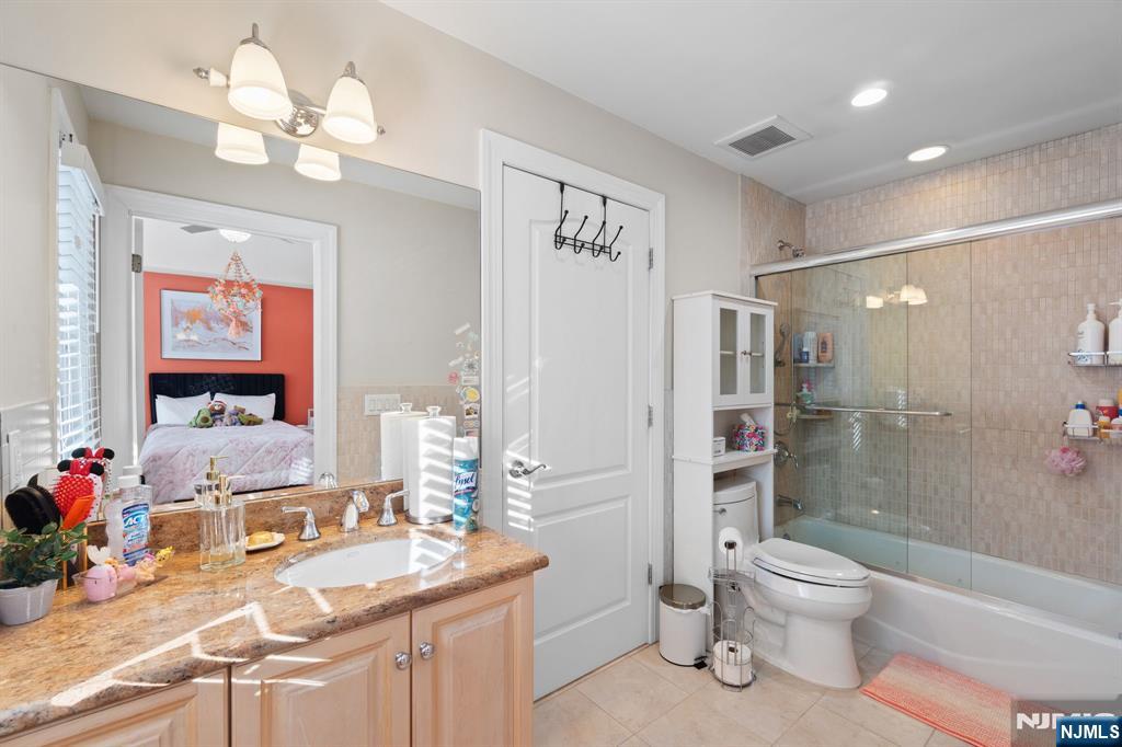 65 Prospect Avenue, Haworth, NJ, 07641