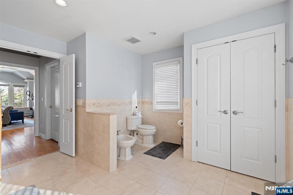 65 Prospect Avenue, Haworth, NJ, 07641