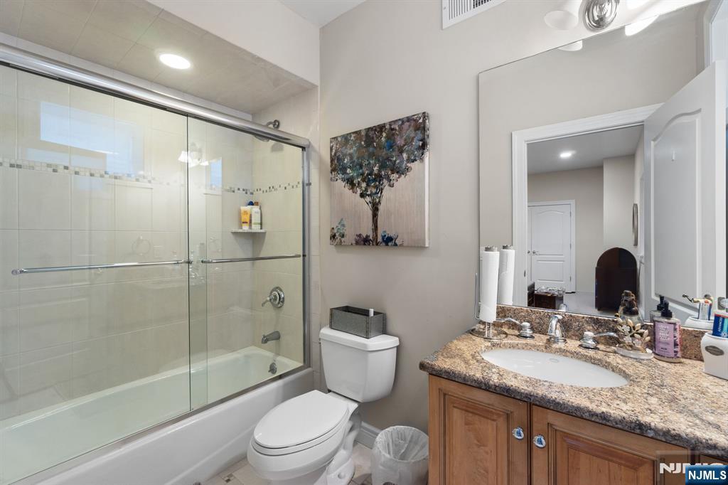 65 Prospect Avenue, Haworth, NJ, 07641