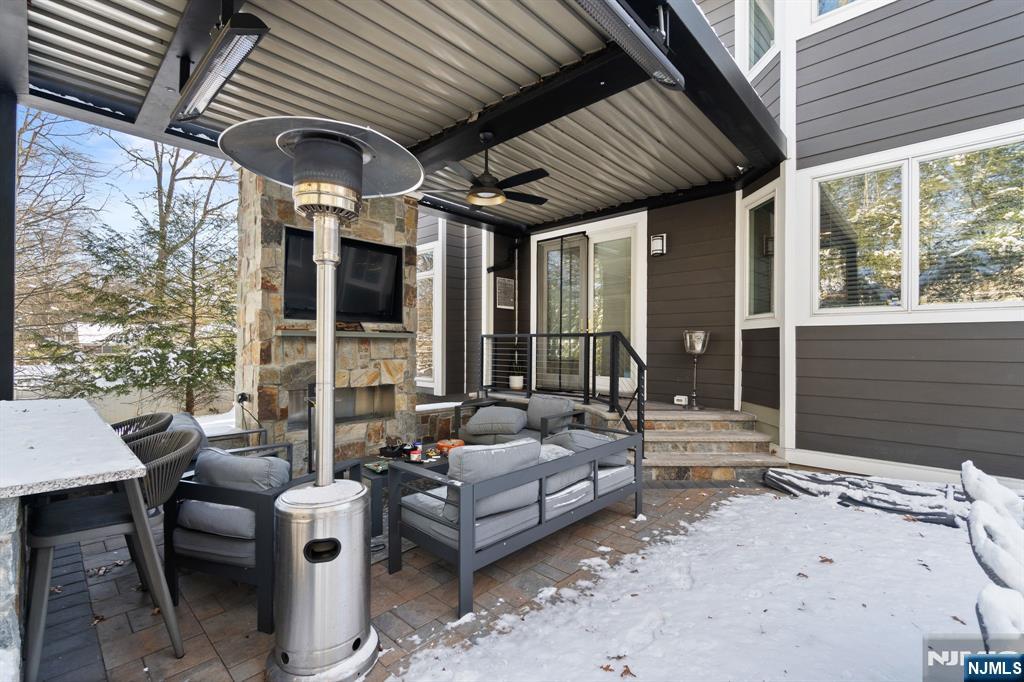 65 Prospect Avenue, Haworth, NJ, 07641