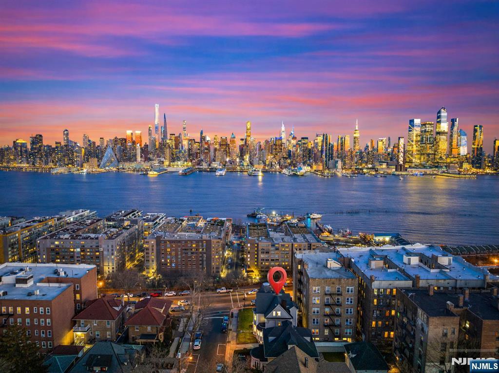 859 Boulevard East - Photo 1