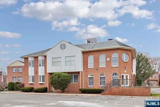 504 Hamburg Turnpike UNIT 102B, Wayne, NJ, 07470