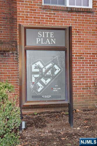 271 W Route 46 E101 - Photo 4