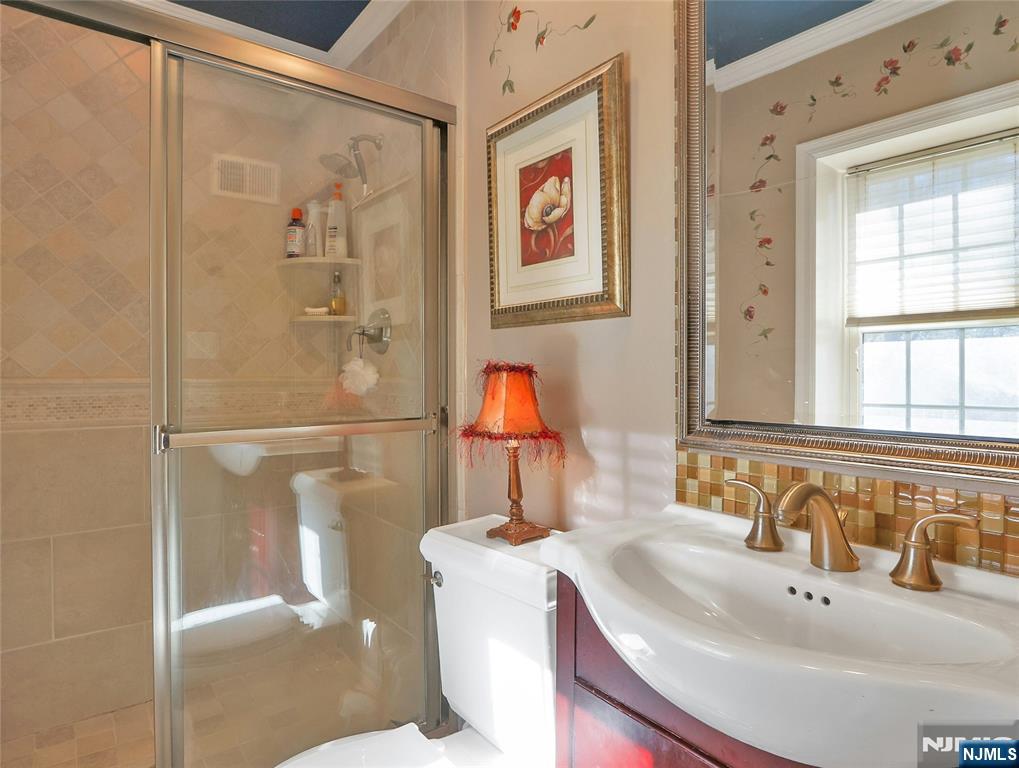 719 Neill Court, Oradell, NJ, 07649