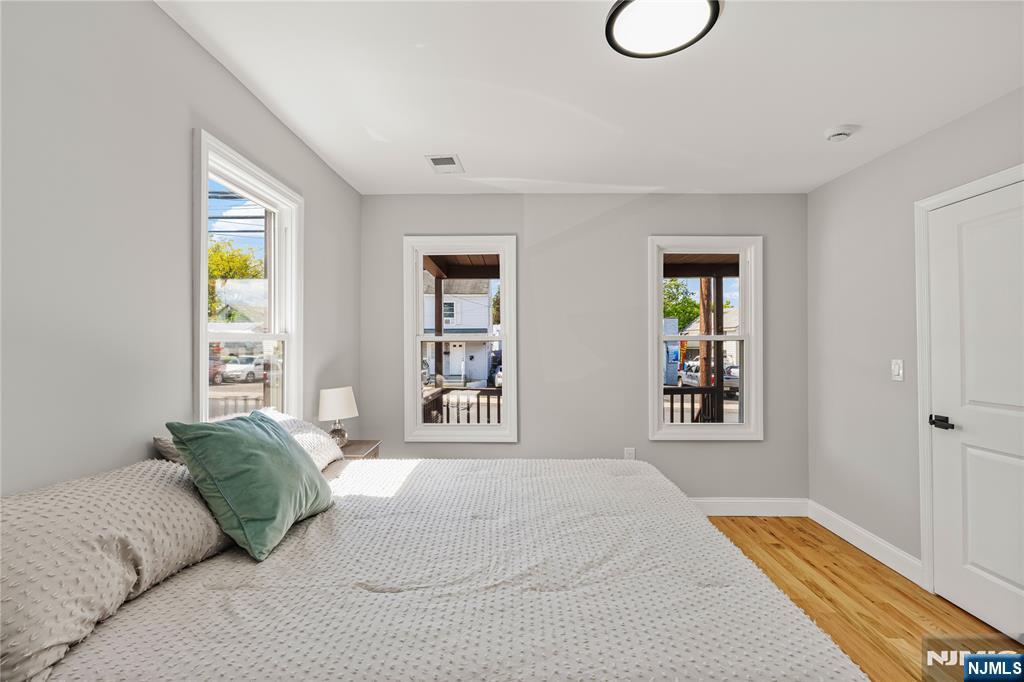 91 Main Street - Photo 4