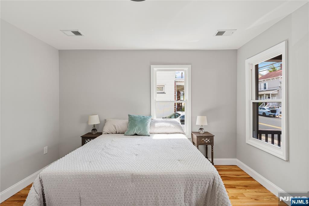 91 Main Street - Photo 5